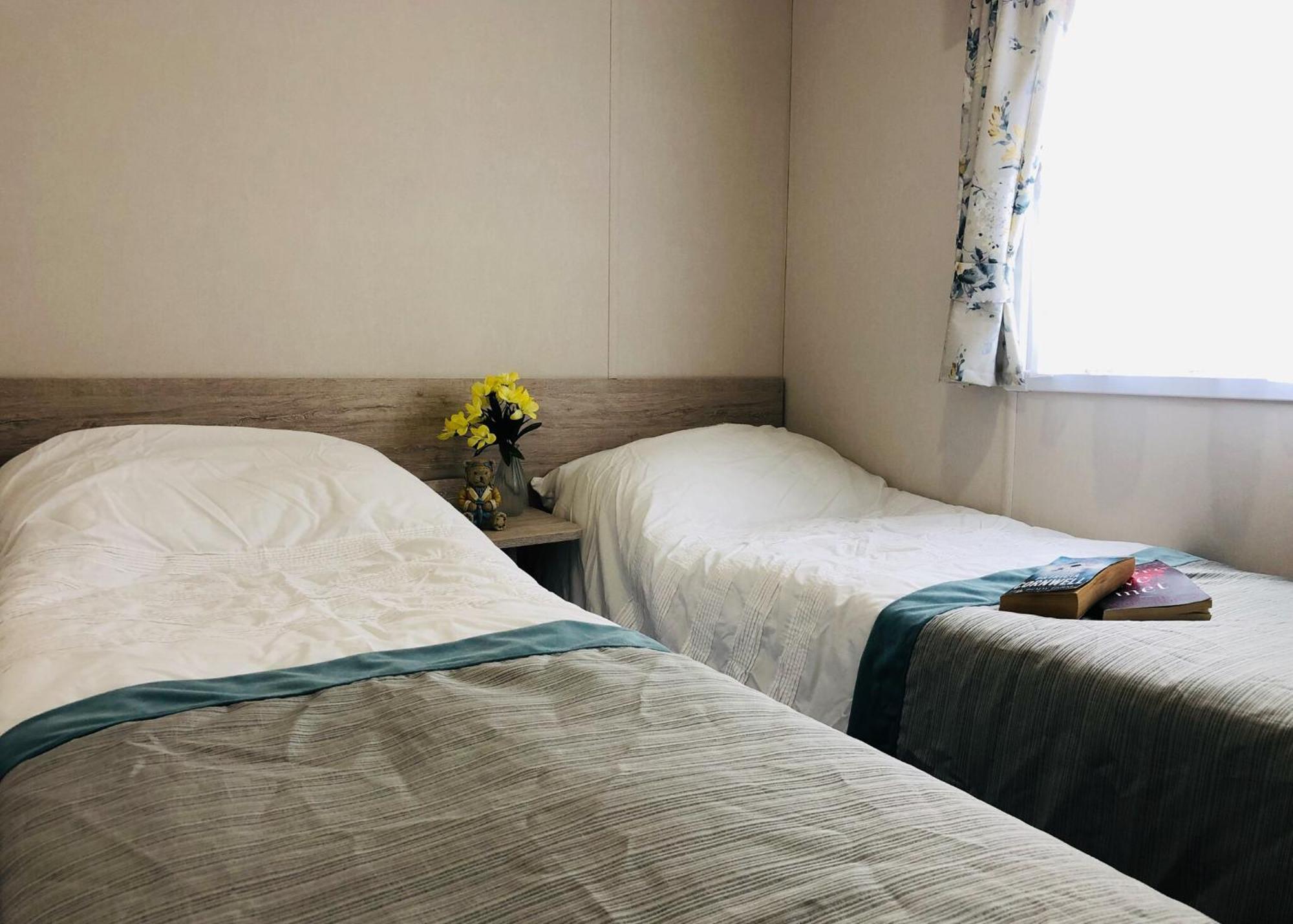 Burrowhead Holiday Village Isle of Whithorn Pokoj fotografie